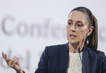 Trump pospone otros 90 días los aranceles a México tras hablar con Sheinbaum La presidenta de México, Claudia Sheinbaum,