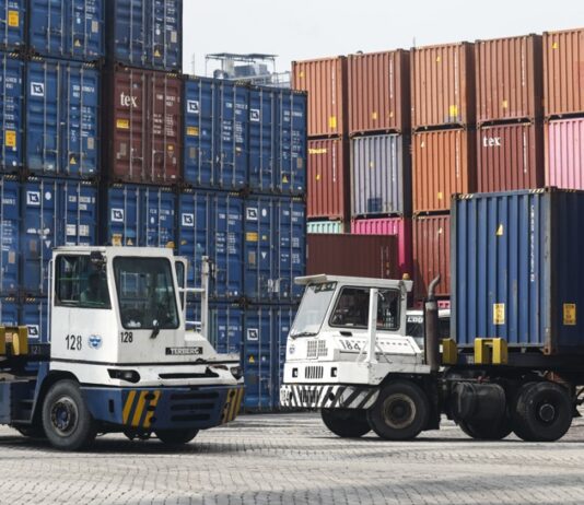Trump dice que si el Supremo anula sus aranceles sería casi "imposible" devolver importes comercio