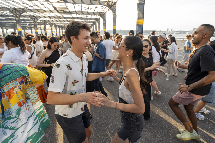 Un sals&oacute;dromo gigante a orillas del r&iacute;o Hudson en las tardes de Nueva York