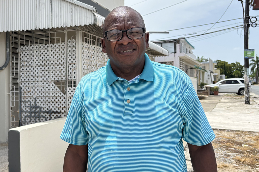 portavoz de la comunidad haitiana en Puerto Rico, Leonard Prophil