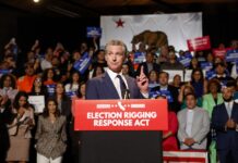Obama elogia a Newsom por su respuesta frente a "manipulación" del mapa electoral en Texas Gavin Newsom
