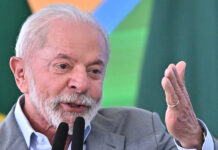 Trump señala que Lula da Silva le puede llamar "cuando quiera" para negociar los aranceles