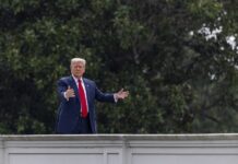 Trump amenaza con un arancel del 35 % a la UE si no invierte 600.000 millones en EE.UU. Donald J. Trump