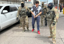 Ordenan juicio contra Julio César Chávez Jr. por tráfico de armas y nexos con el narco Chávez Jr.