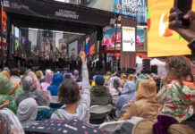Las grandes voces de Broadway se unen en un show para celebrar los 400 años de Nueva York Espectáculo en Times Square honra 400 años de Nueva York y Broadway