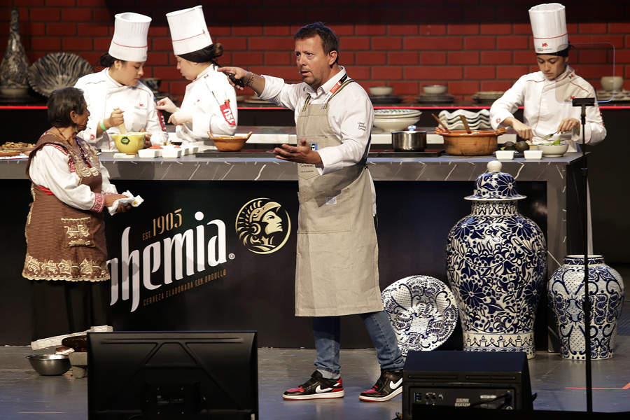 El chef espa&ntilde;ol Carles Tejedor 