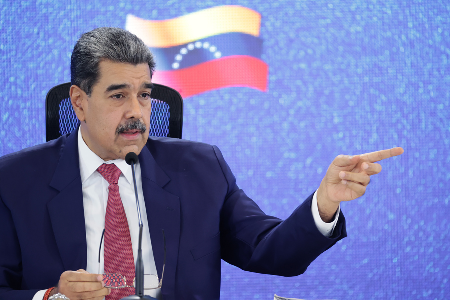 Venezuela mantiene comunicación Nicolás Maduro