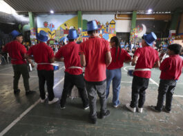 Alrededor de 17.000 niños hondureños viven en situación vulnerable, según Casa Alianza niños hondureños
