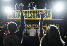 Simpatizantes de Jair Bolsonaro organizan vigilia en Brasilia