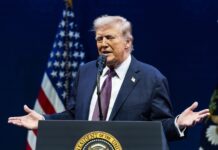 "No es mi firma", dice Trump sobre carta de cumpleaños de Epstein Trump
