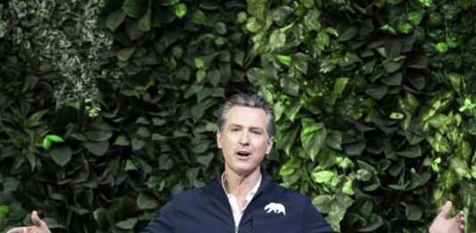 gobernador de California, Gavin Newsom