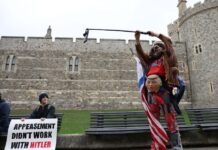 Los muros de Windsor silencian a seguidores de Trump y detractores en su visita de Estado