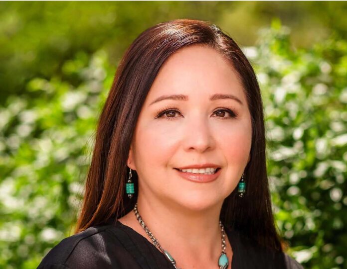 Adelita Grijalva se postula para el escaño del Congreso de EEUU que dejó su padre Adelita Grijalva