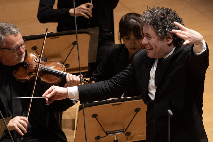 La Filarmónica de Los Ángeles celebra el legado de Dudamel con programa 'Gustavo's fiesta' El compositor y director de orquesta venezolano, Gustavo Dudamel,