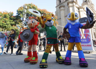 Las mascotas Zayu, Cluth y Maple son presentadas en la sede mundialista de Guadalajara