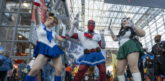 Superhéroes y villanos de todos los universos se reúnen en la Comic Con de Nueva York