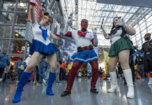Superhéroes y villanos de todos los universos se reúnen en la Comic Con de Nueva York