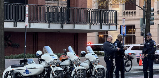 Mueren los dos guardias nacionales heridos en un tiroteo cerca de la Casa Blanca