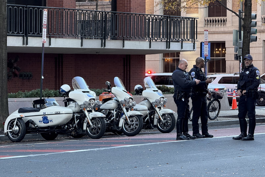 Mueren los dos guardias nacionales heridos en un tiroteo cerca de la Casa Blanca Mueren los dos guardias nacionales heridos en un tiroteo cerca de la Casa Blanca