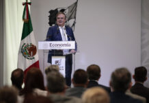El secretario de Economía, Marcelo Ebrard,