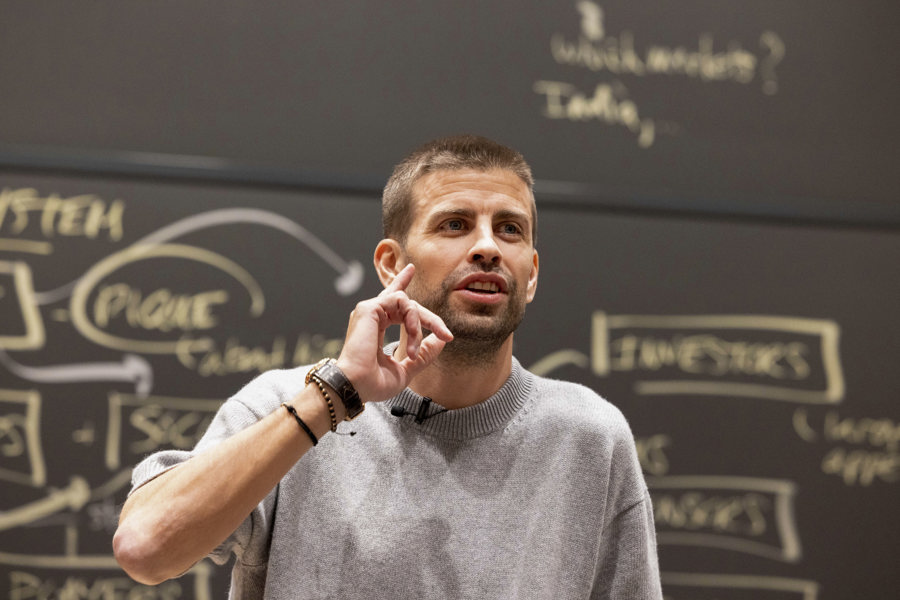 Piqué debuta como profesor invitado en Harvard analizando el fenómeno de la Kings League Piqué
