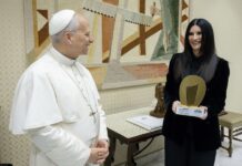 Laura Pausini se ha reunido este miércoles con el papa León XIV