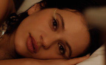 Rosalía celebra la "mística femenina" ante un mundo necesitado de "fe" Rosalía