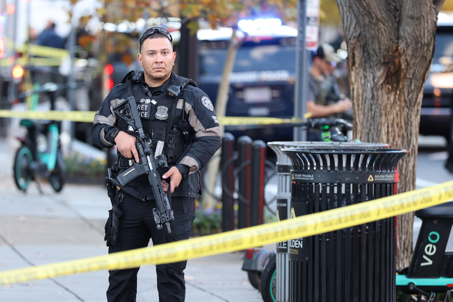 Asesinados dos guardias nacionales en un tiroteo cerca de la Casa Blanca