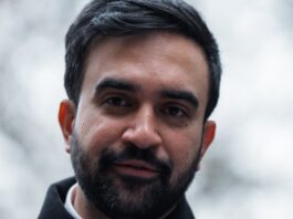 Comerciantes latinos reclaman disculpa de miembro de comité nombrado por Mamdani