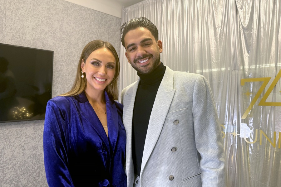 Jessica Carrillo (i), y el conductor de 'En Casa con Telemundo',Carlos Aydan 