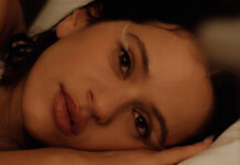 Rosalía celebra la "mística femenina" ante un mundo necesitado de "fe" Rosalía