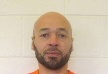 Gobernador de Oklahoma conmuta la pena de muerte de un preso minutos antes de su ejecución reo, Tremane Wood