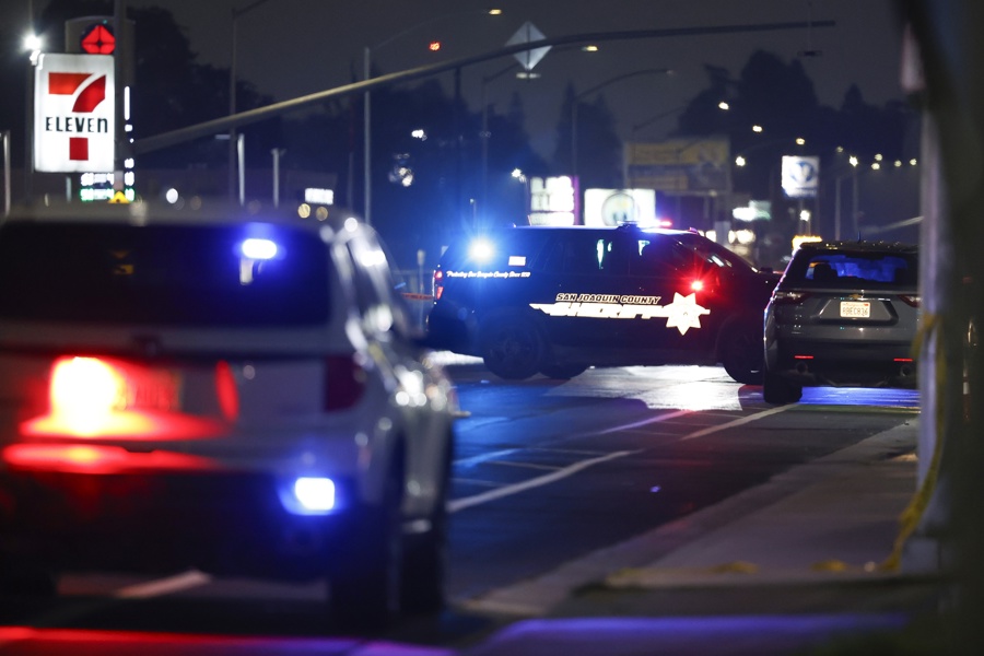 At least 4 dead in childrens birthday party mass shooting in Stockton, California tiroteo