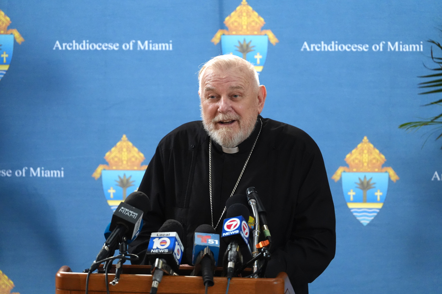 Arzobispo de Miami alerta de Thomas Wenski