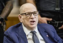 Weinstein pierde intento de nuevo juicio y evalúa declararse culpable en caso pendiente Harvey Weinstein