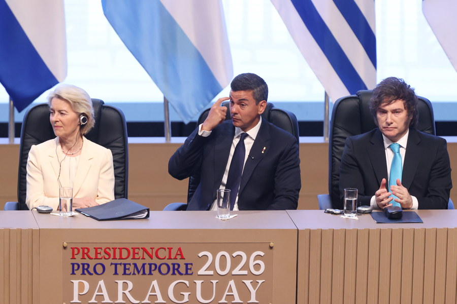 Peña afirma que acuerdo UE-Mercosur demuestra que el diálogo es el Javier Milei,