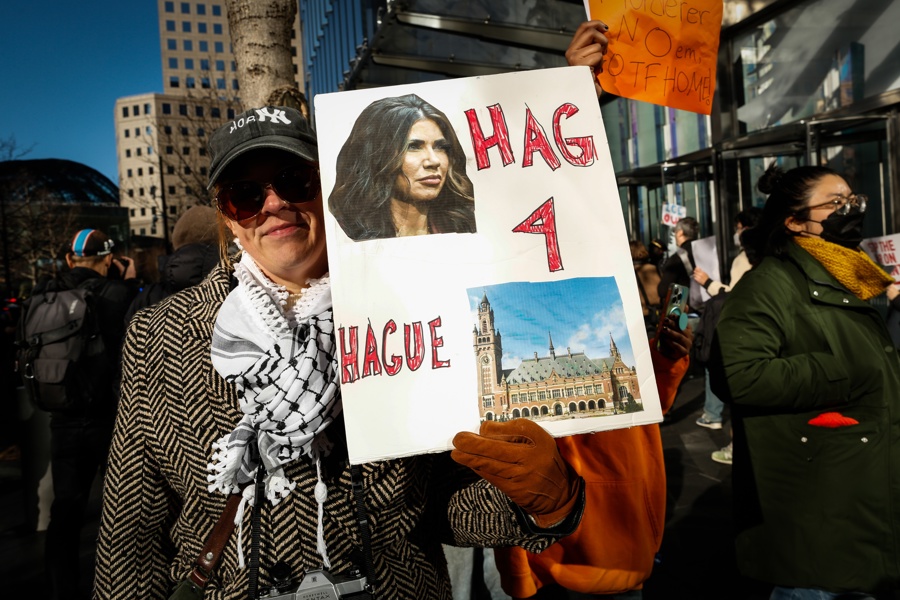 Protests ahead of Homeland Security Secretary Noem?s press conference in New York Protests ahead of Homeland Security Secretary Noem?s press conference in New York