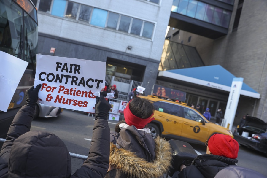 Thousands of NYC nurses continue to strike