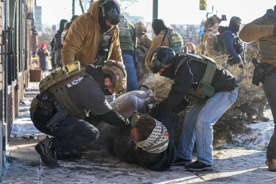 Agentes de inmigración matan a un hombre en Minneapolis