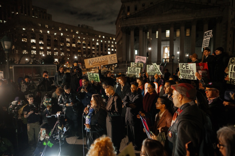 Anti-ICE Protest After Shooting in Minneapolis