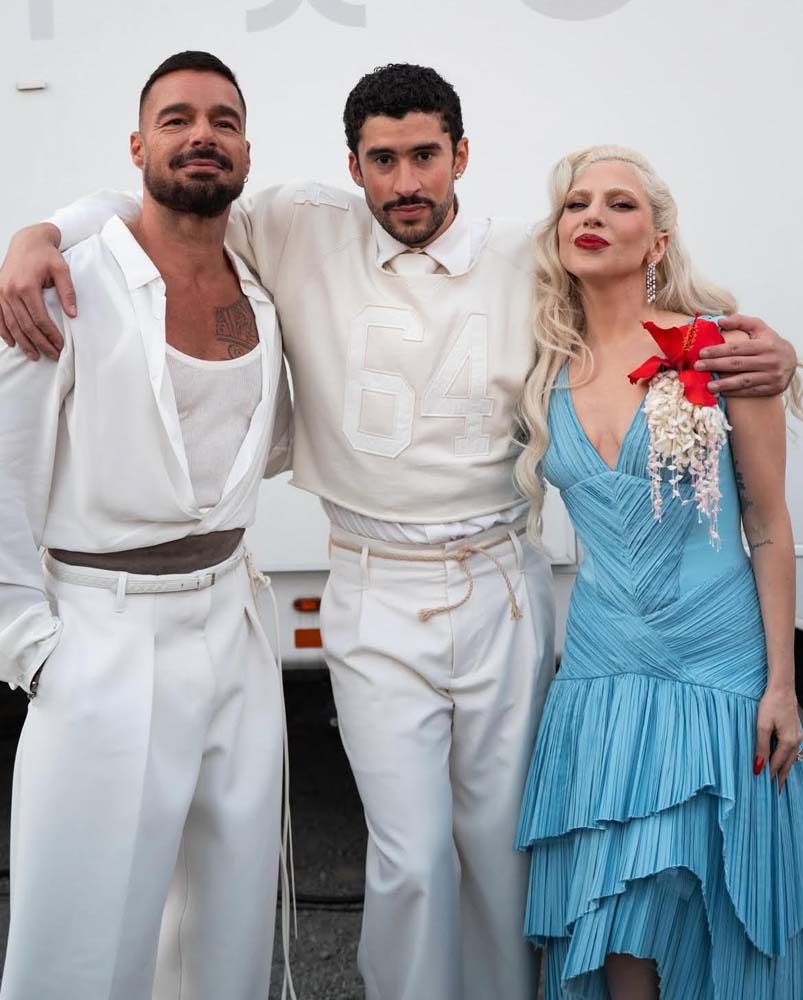 Lady Gaga junto a Ricky Martin y Bad Bunny en Santa Clara durante el Super Bowl