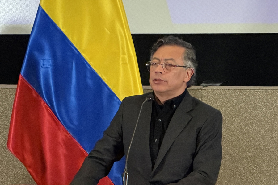 Petro entrega a Trump una lista con capos del narcotráfico que viven fuera de Colombia Petro entrega a Trump una lista con capos del narcotráfico que viven fuera de Colombia