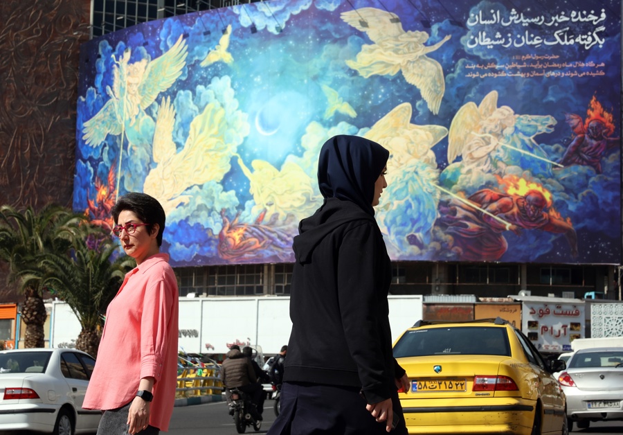 Daily life in Tehran as tension between Iran and US continues Daily life in Tehran as tension between Iran and US continues