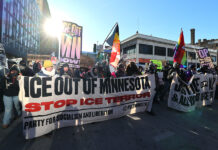 Miles recorren las calles de Nueva York en día de apoyo nacional a Mineápolis