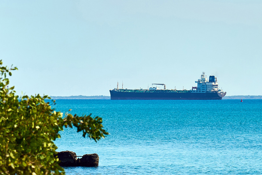 Entra en un puerto cubano un petrolero con carga en pleno bloqueo energético de EE.UU. Entra en un puerto cubano un petrolero con carga en pleno bloqueo energético de EE.UU.