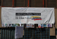 Familiares de presos políticos se unen a huelga de hambre en Caracas para pedir liberación