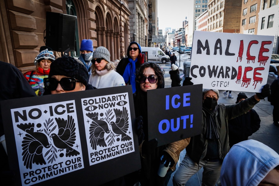 Anti-ICE protest in New York in solidarity with Minneapolis victims protesta contra el ICE