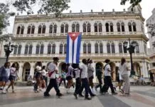 El Banco Central de Cuba estrena su nueva tasa oficial en los 410 pesos por dólar