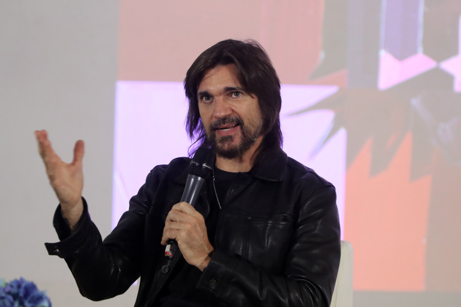 Juanes y Vivir Quintana le cantan a lo Humano frente al algoritmo artificial Juanes