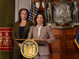 Gobernadora de Nueva York pide a la Casa Blanca un alto a redadas "agresivas e ilegales"